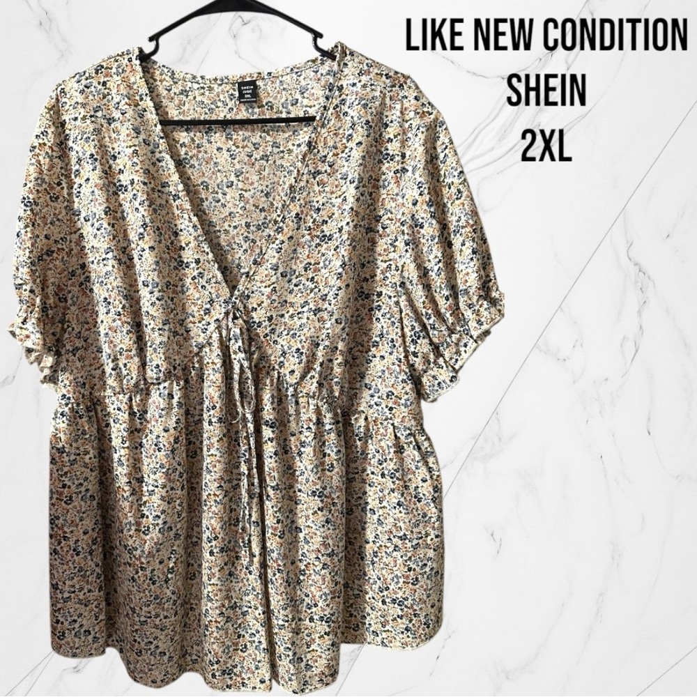 SHEIN Floral V-Neck Blouse - Floral 2XL